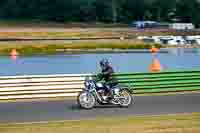 Vintage-motorcycle-club;eventdigitalimages;mallory-park;mallory-park-trackday-photographs;no-limits-trackdays;peter-wileman-photography;trackday-digital-images;trackday-photos;vmcc-festival-1000-bikes-photographs